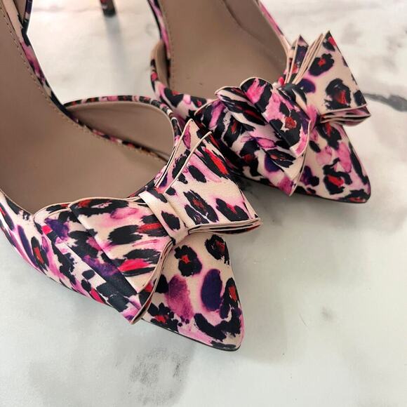 NEW Betsey Johnson Prince-P Leopard Bow D'Orsay Heels Size 8 - Picture 4 of 9